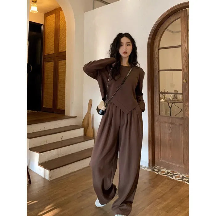 Women's loose fit casual sports suit set in solid khaki colour with long sleeves