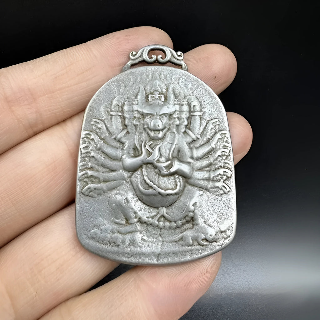 Chinese style iron pendant hanging ornament with geometric design and antique metal crafts