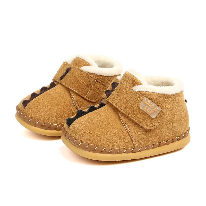 Children's winter cotton shoes with fleece lining and Velcro, in dark brown, grey, and camel.