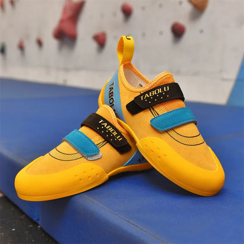 Men's and women's breathable rock climbing shoes with Velcro straps and non-slip rubber soles