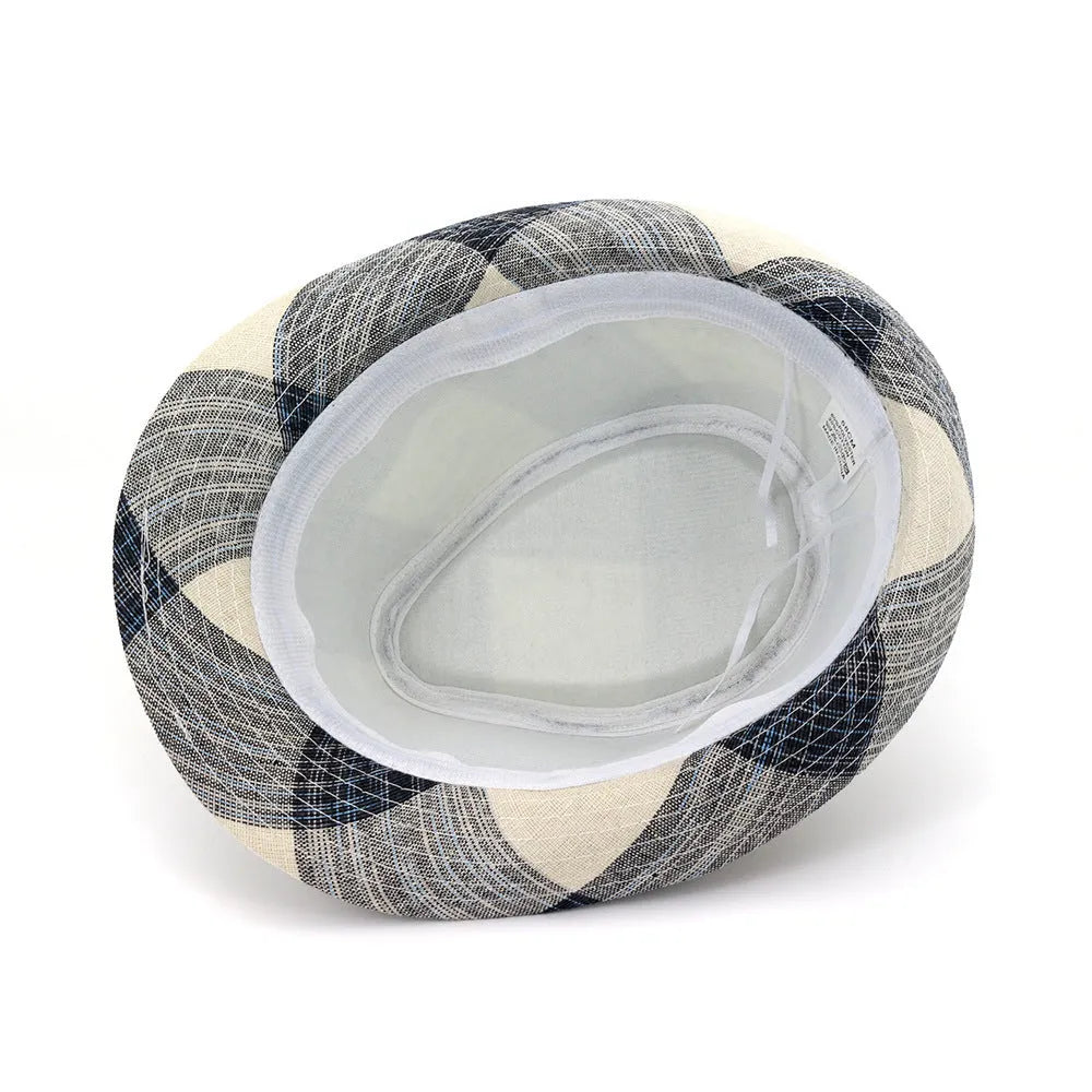 Polyester straw sun hat with bell crown and 4.5cm brim in black colour