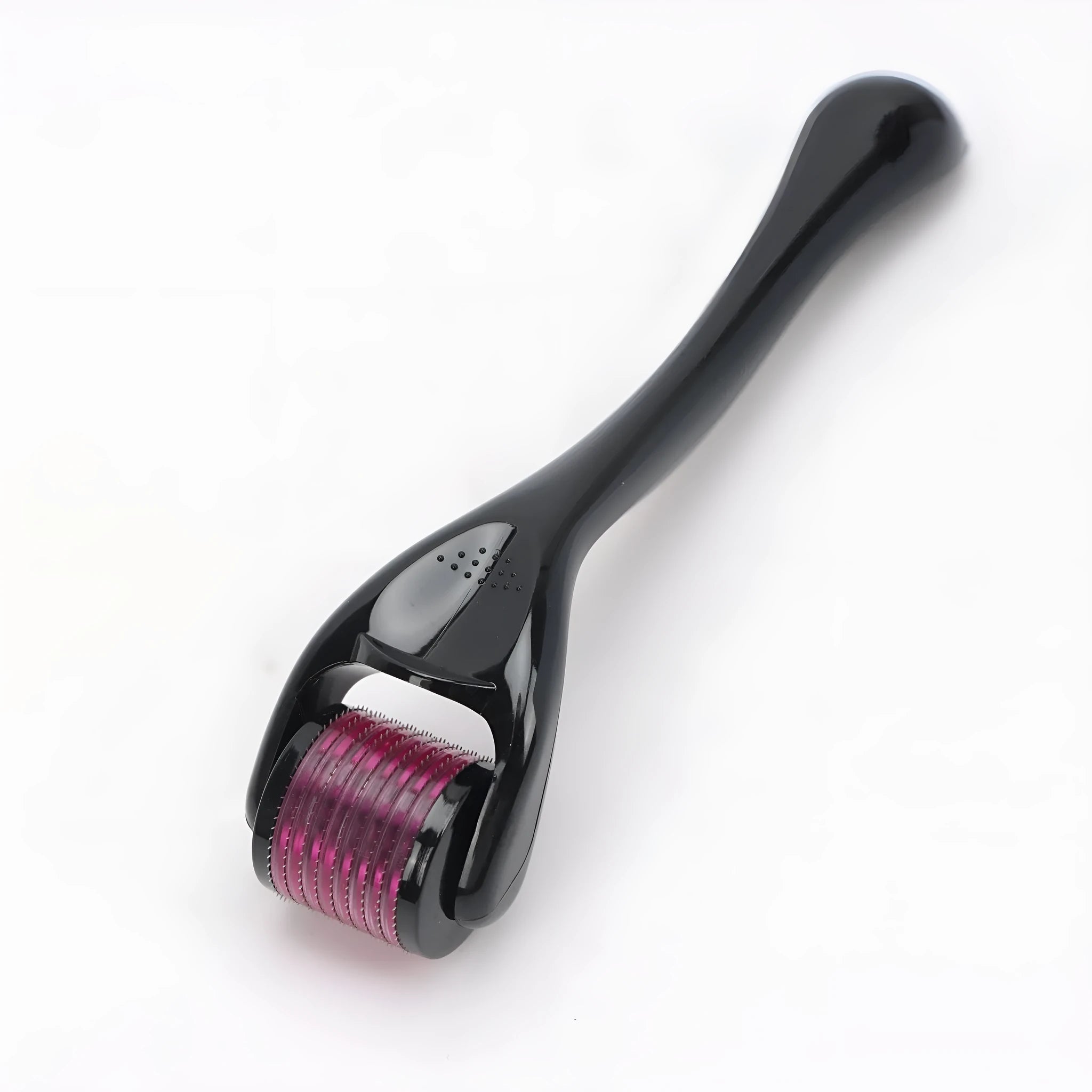 540 Micro Needle Roller device with mechanical font size display showing needle specification