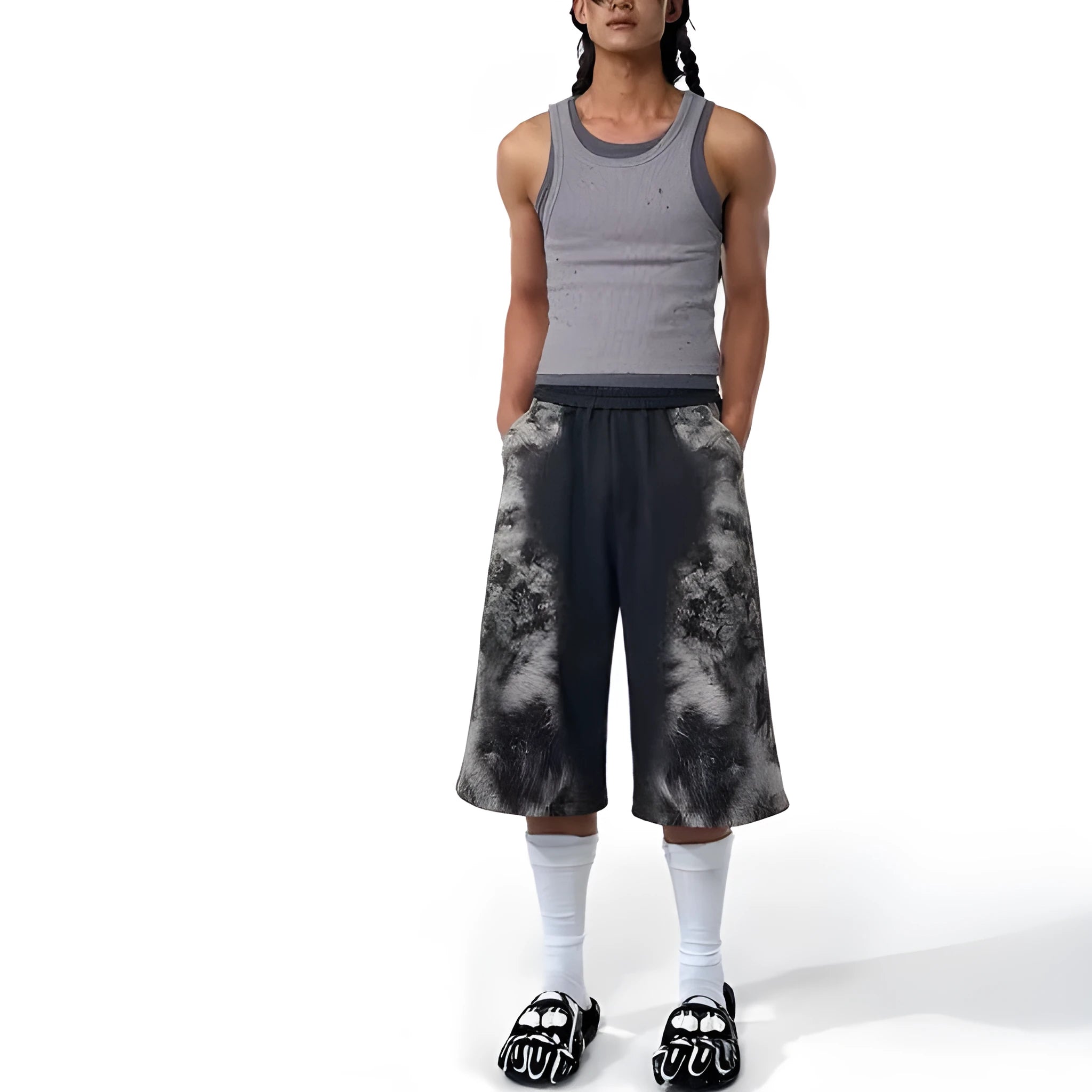 Women's loose fit three-piece trousers set with hoodie, trousers, and seven-inch shorts in street style