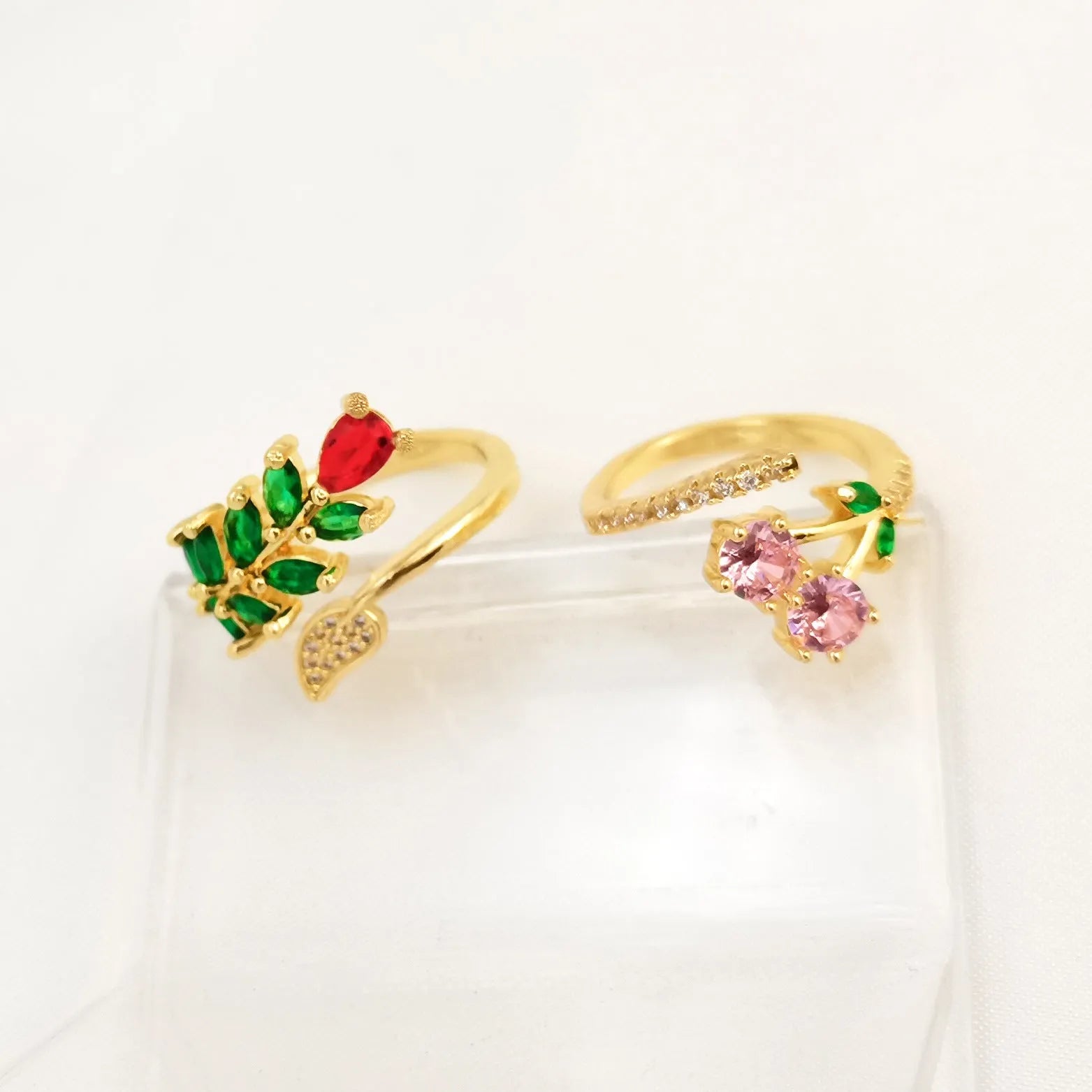 Copper open ring with geometric leaf design micro-inlaid detailing, adjustable split ring for women