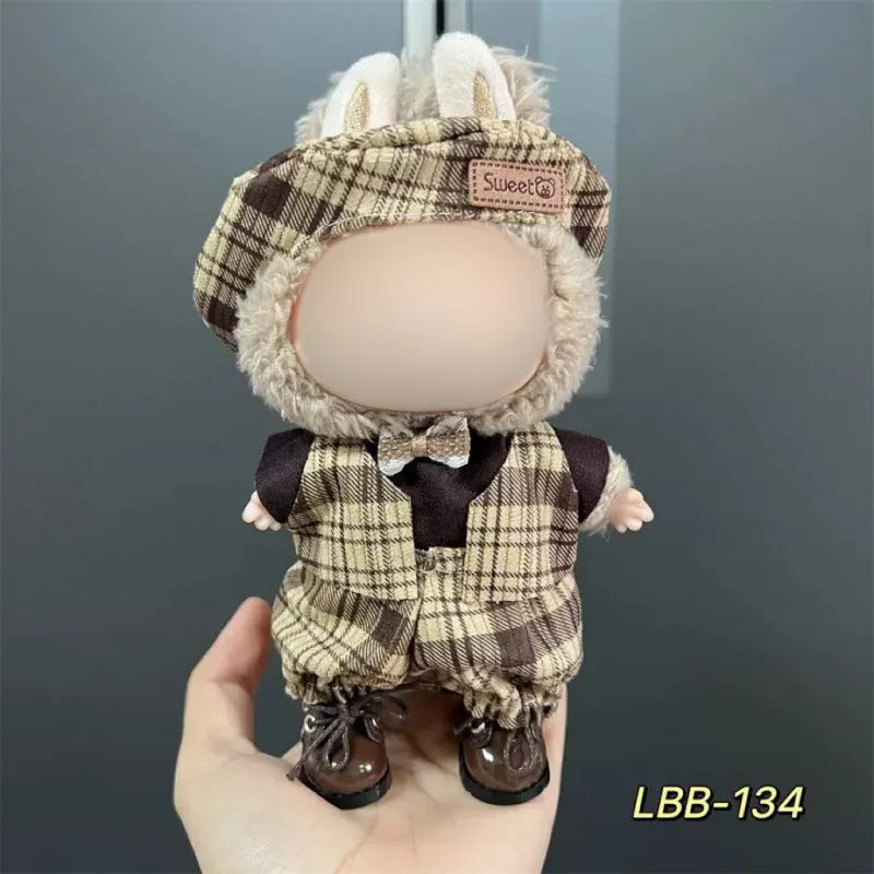 Plastic doll costume for a 17cm LBB series vinyl figurine on a mannequin.