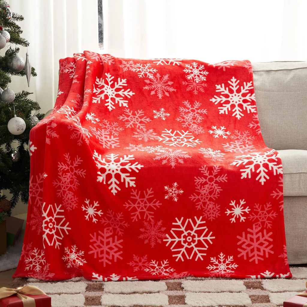 Polyester fibre Christmas blanket in soft flannel texture, showing plush construction with size options from 70cm to 264cm