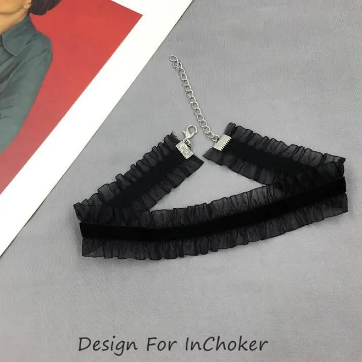 Velvet ruffled clavicle necklace with snake bones chain and flower pendant in alloy