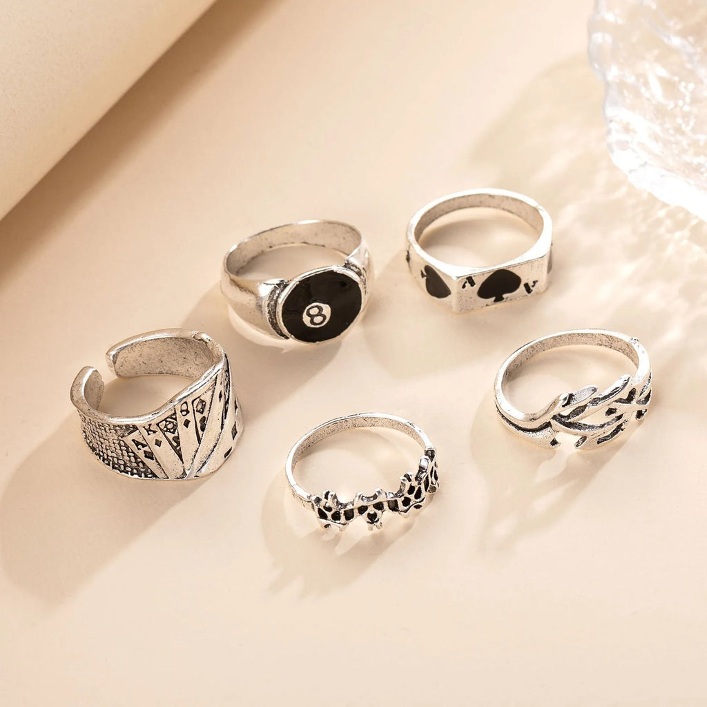 Black alloy poker ring with retro spade card design for women's fashion jewellery