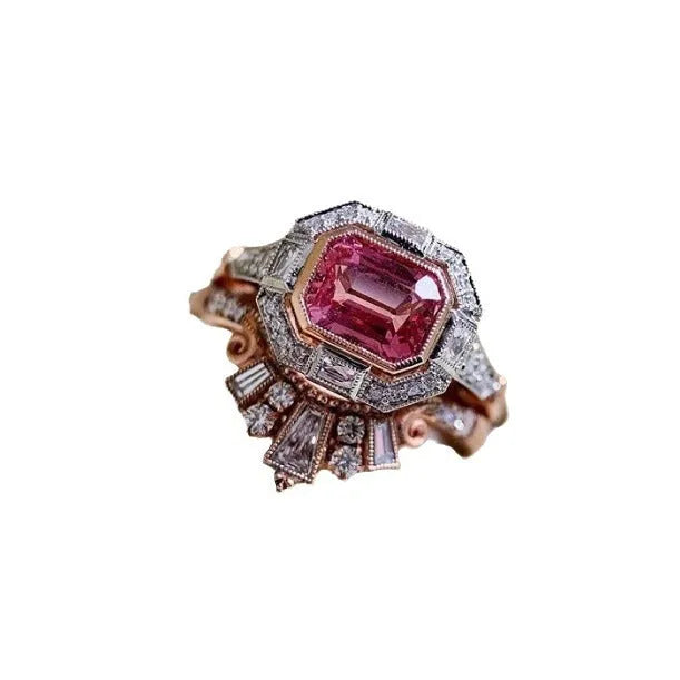 Women's fashion ring with geometric shape and rose gold finish in European and American retro style