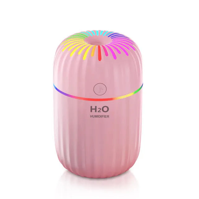 Mini car-shaped USB aromatherapy humidifier with animal design in choice of green, pink or white colours