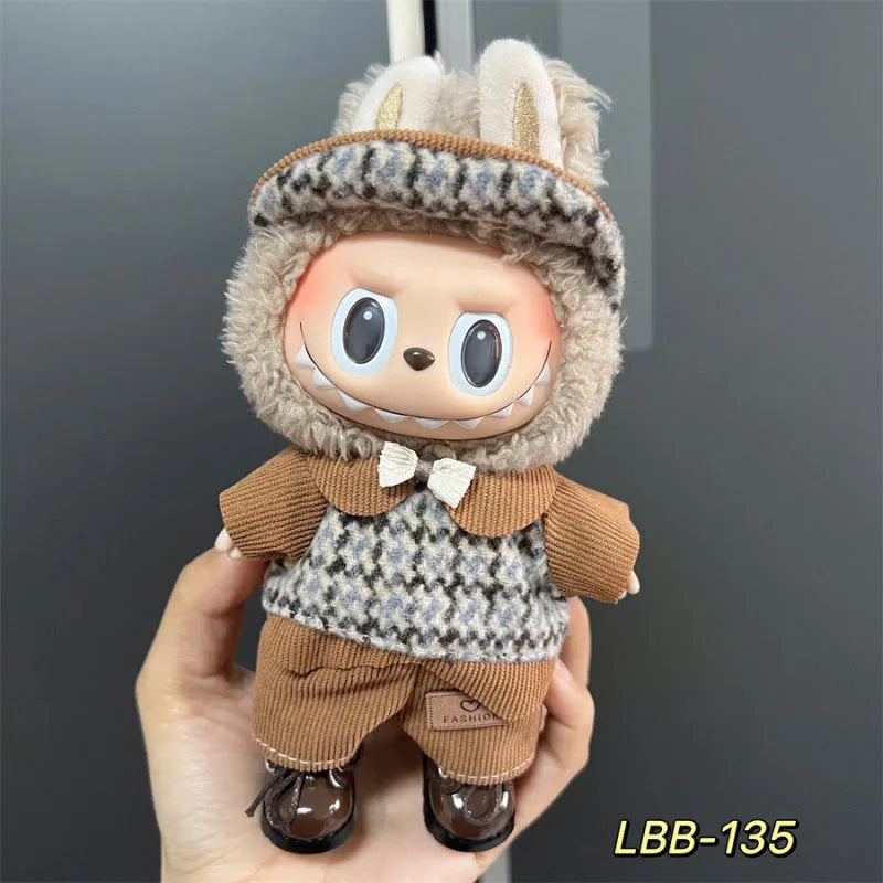 Plastic doll costume for a 17cm LBB series vinyl figurine on a mannequin.