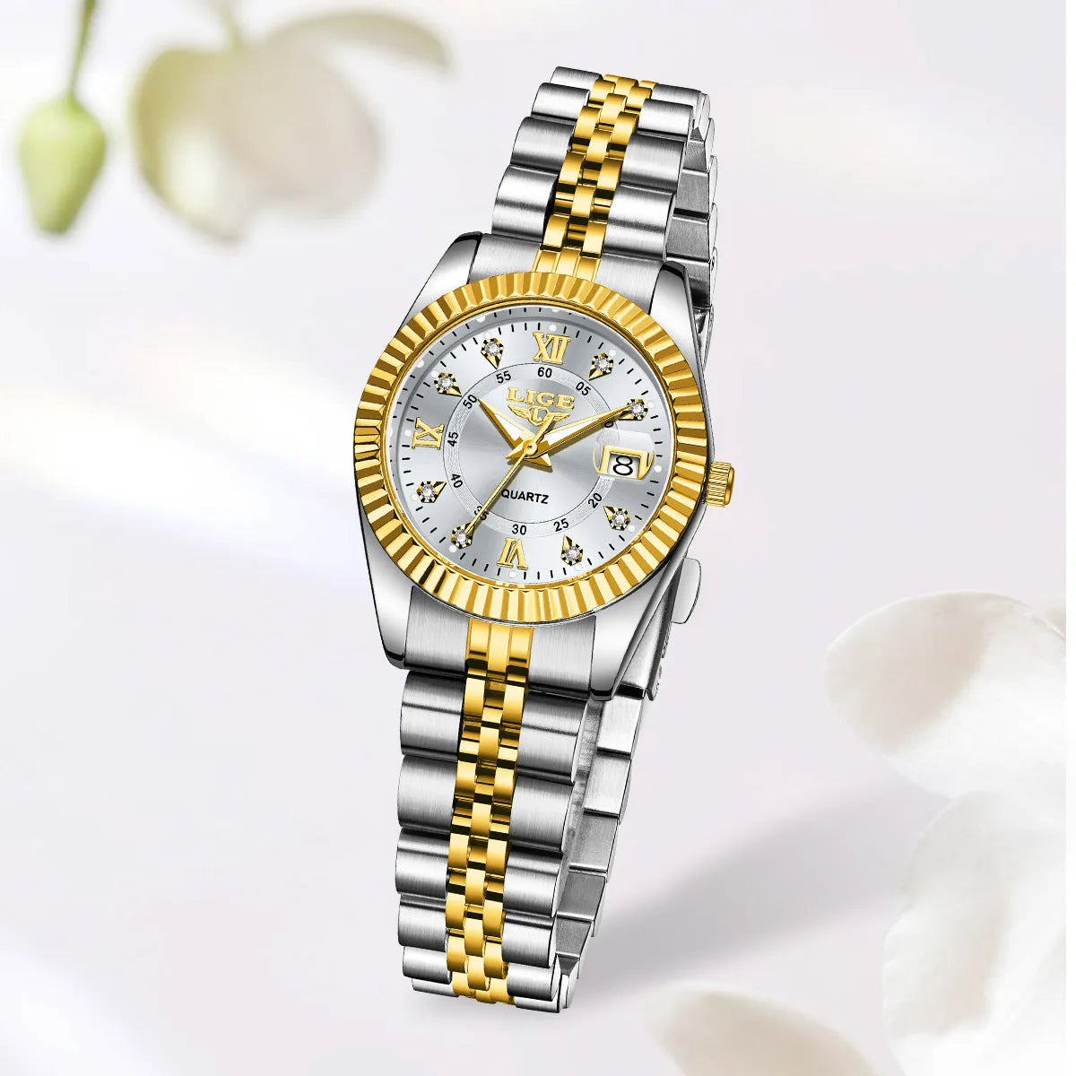 Ladies quartz fashion watch with 10mm thickness and gold/silver colour options