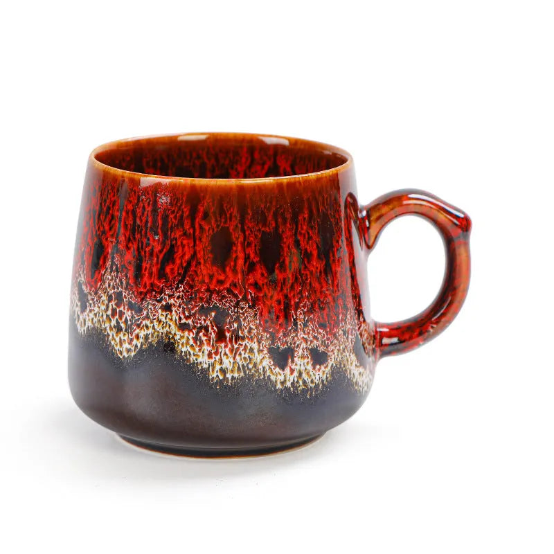 Large retro-style coffee mug with 8.5cm height and 301-400ml capacity in mild luxury design