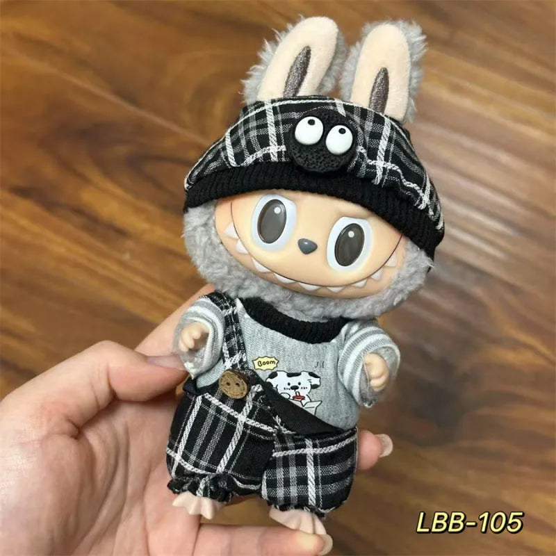 Plastic doll costume for a 17cm LBB series vinyl figurine on a mannequin.