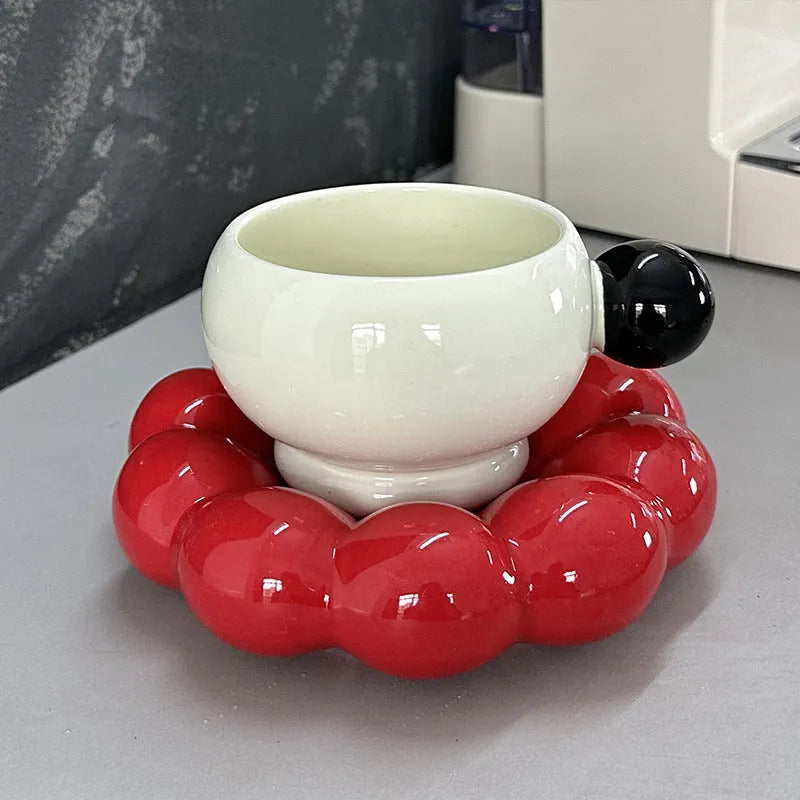 Ceramic coffee set with 250ml cup and matching dish in Nordic simple style design