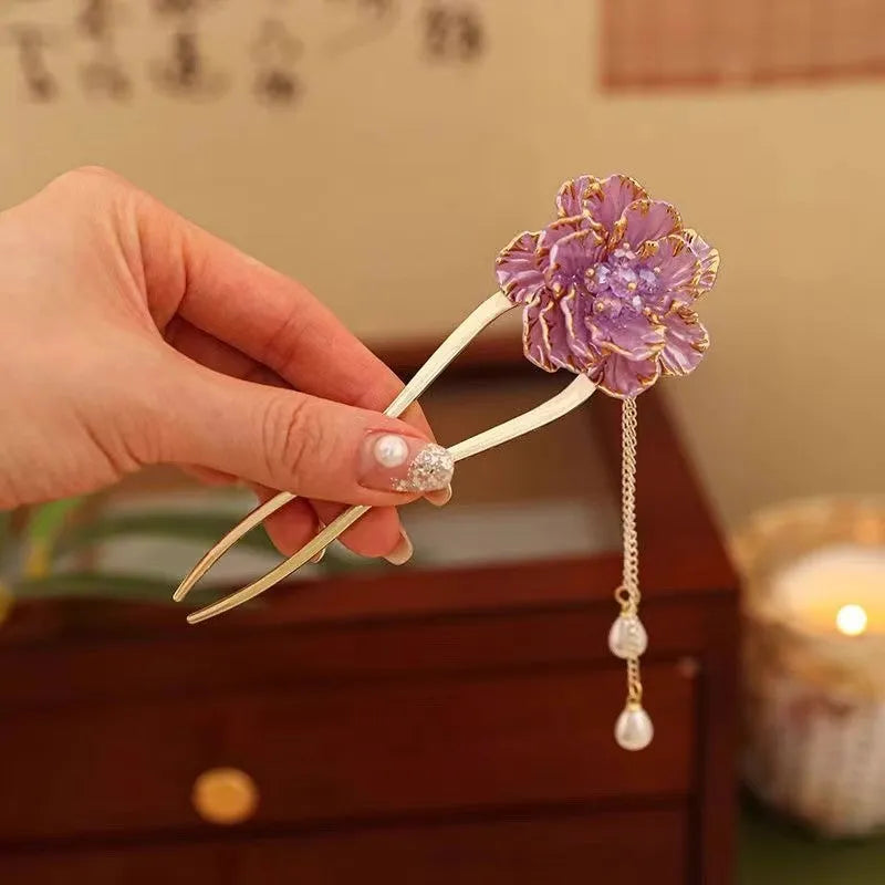 Purple and white retro peony flower with tassel detail on a U-shaped alloy hairpin barrette