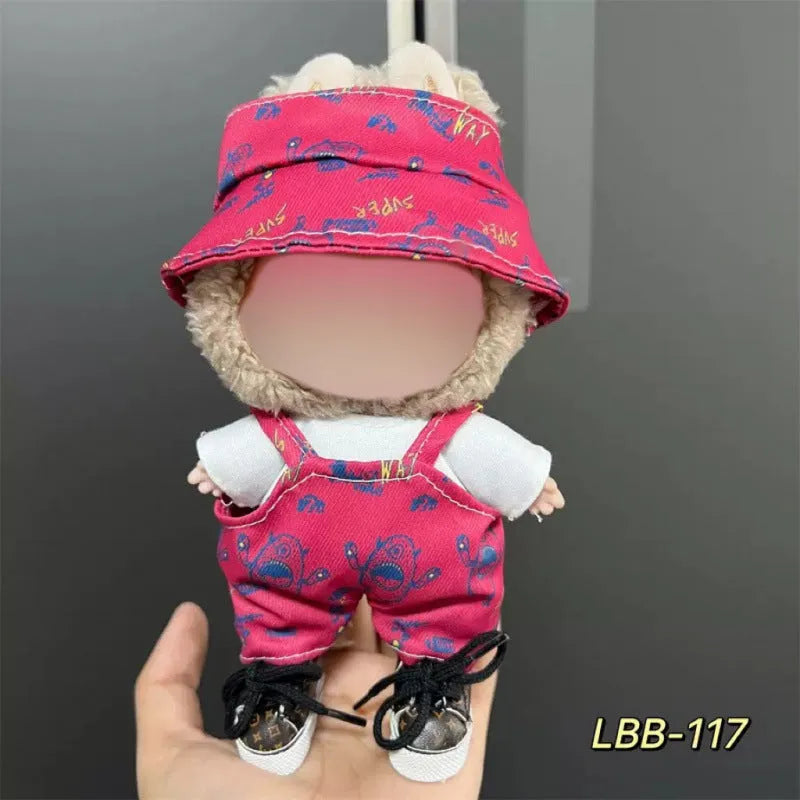 Plastic doll costume for a 17cm LBB series vinyl figurine on a mannequin.