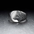Men's silver-coloured alloy ring with geometric wolf shape design on finger