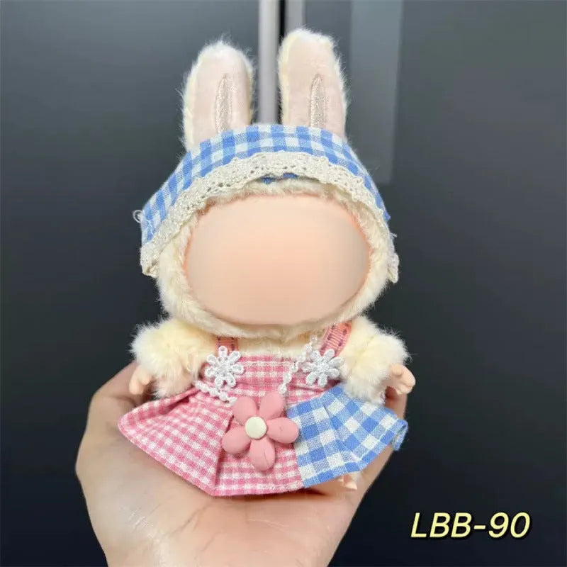 Plastic doll costume for a 17cm LBB series vinyl figurine on a mannequin.