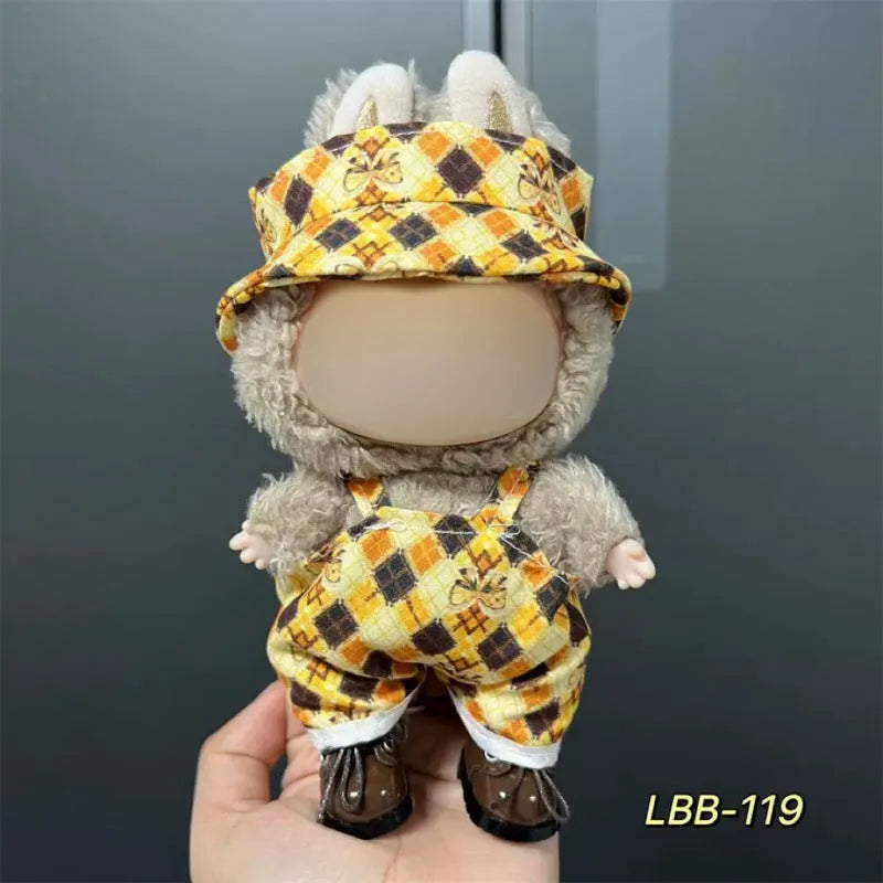 Plastic doll costume for a 17cm LBB series vinyl figurine on a mannequin.