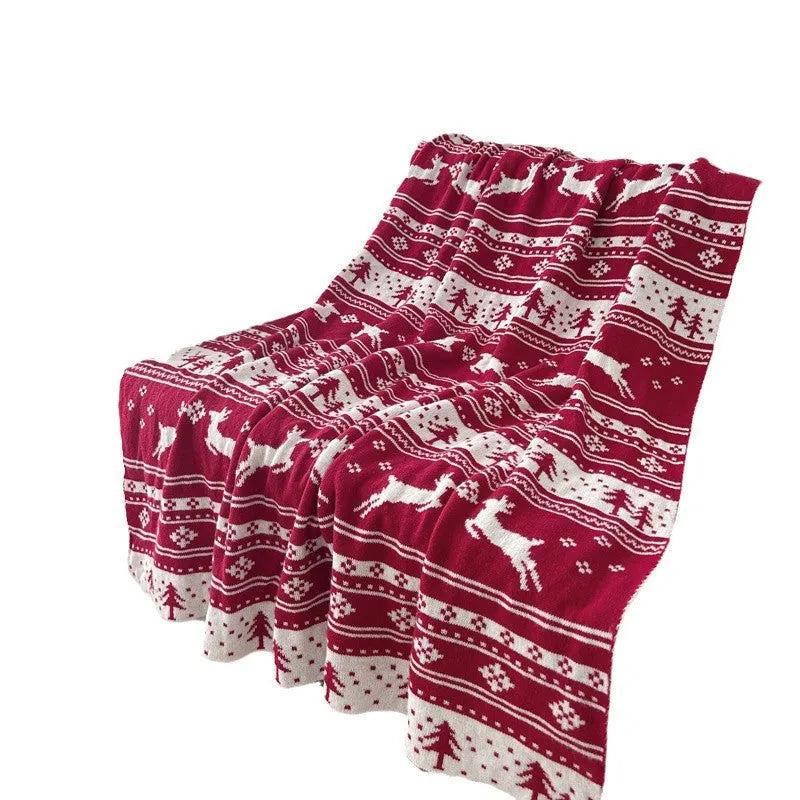 Christmas blanket with snowflake pattern in acrylic fleece material