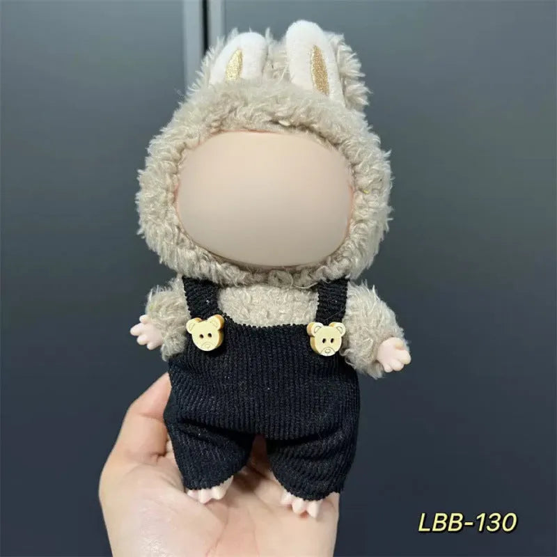 Plastic doll costume for a 17cm LBB series vinyl figurine on a mannequin.