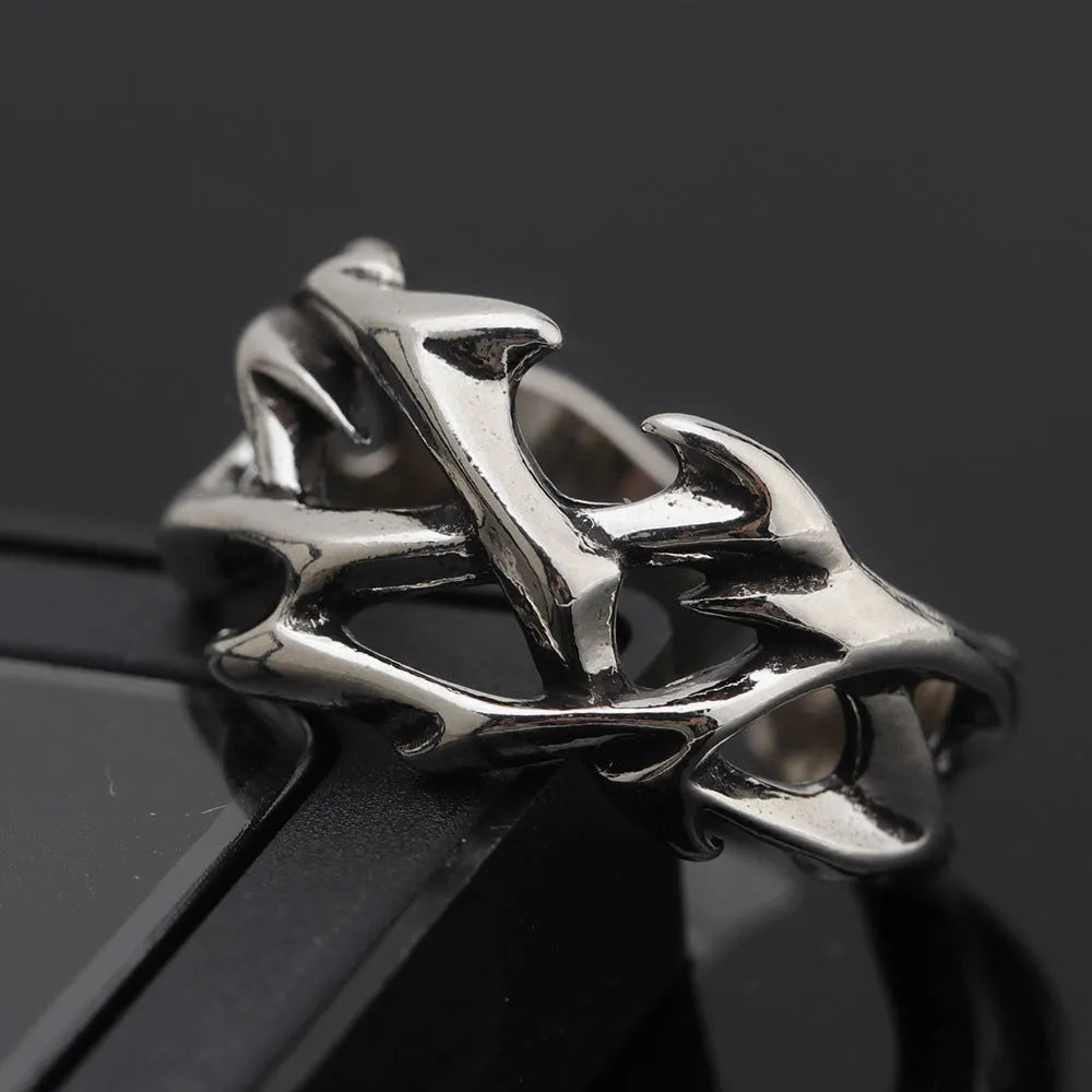 Copper thorn flower ring with geometric design and adjustable opening in J2150 colour