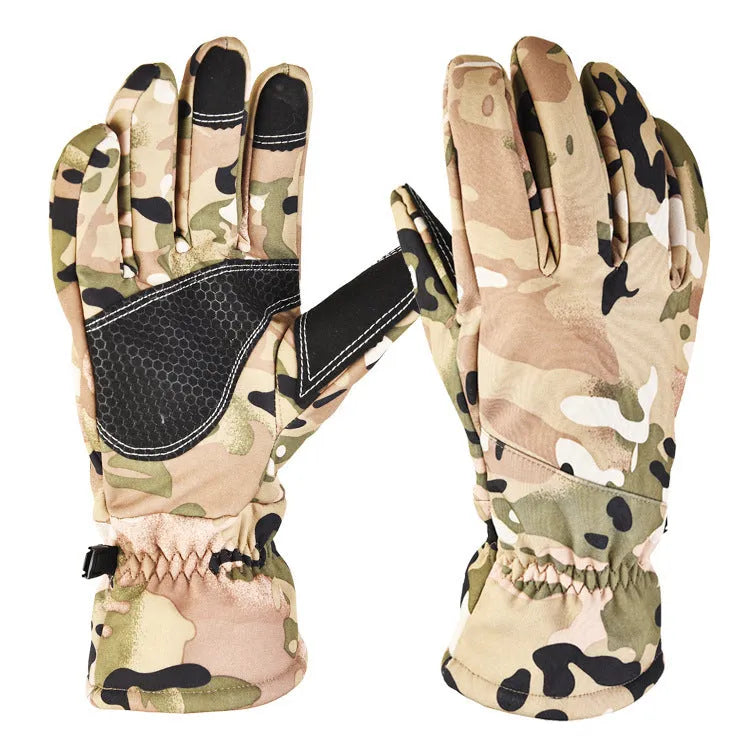 Tactical camouflage ski gloves in army green and black nylon with anti-slip grip and touch screen fingers for winter sports