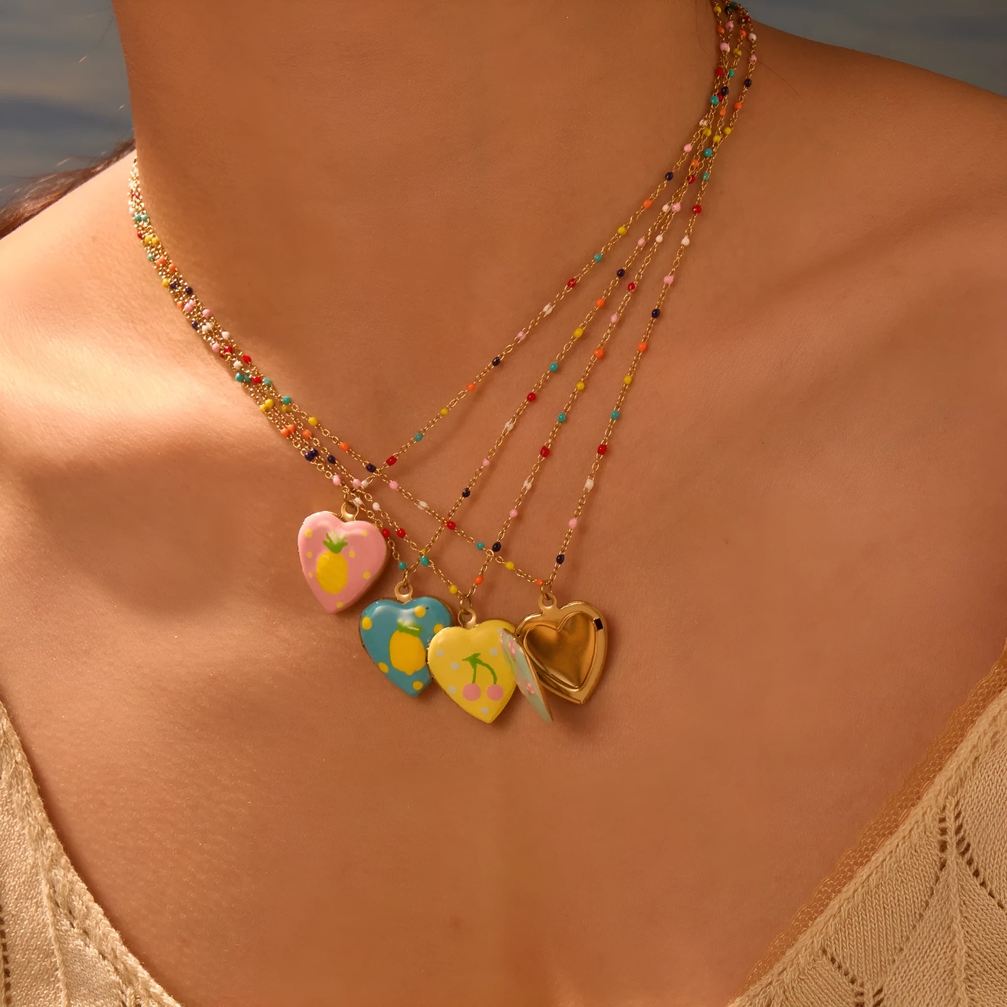 Women's stainless steel necklace with gold-plated fruit pendant on adjustable 41-50cm chain