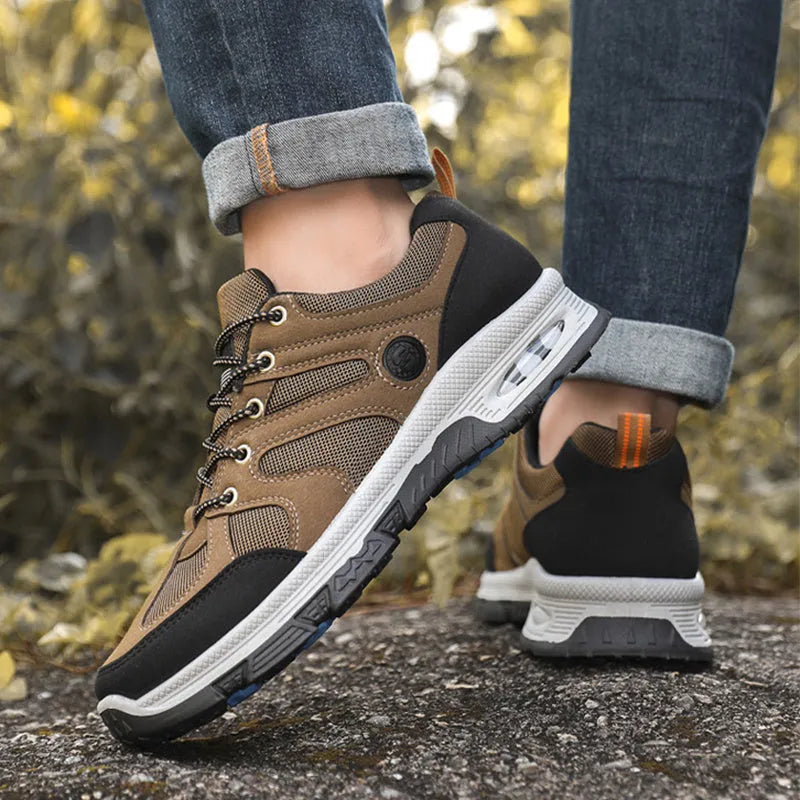 Men's breathable mesh trainers with EVA sole, colourblocking upper, round toe, elastic lace-up, in black camel or grey