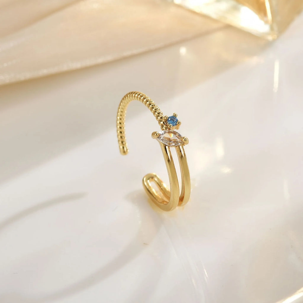 Adjustable copper ring for women with gold or silver electroplated finish and geometric line design