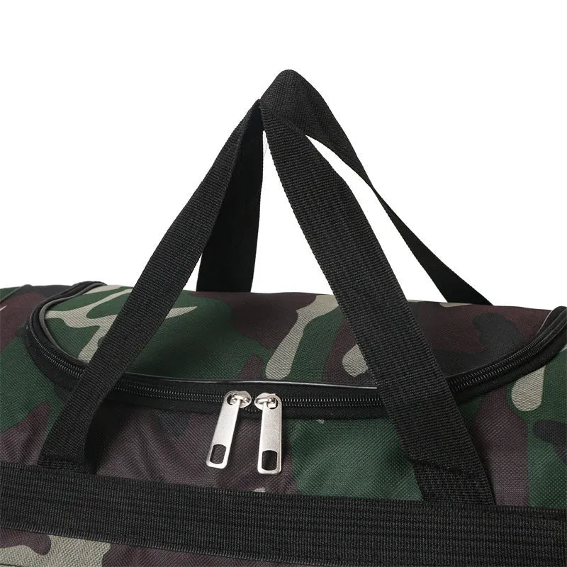 Camouflage pattern waterproof luggage bag with polyester striped lining