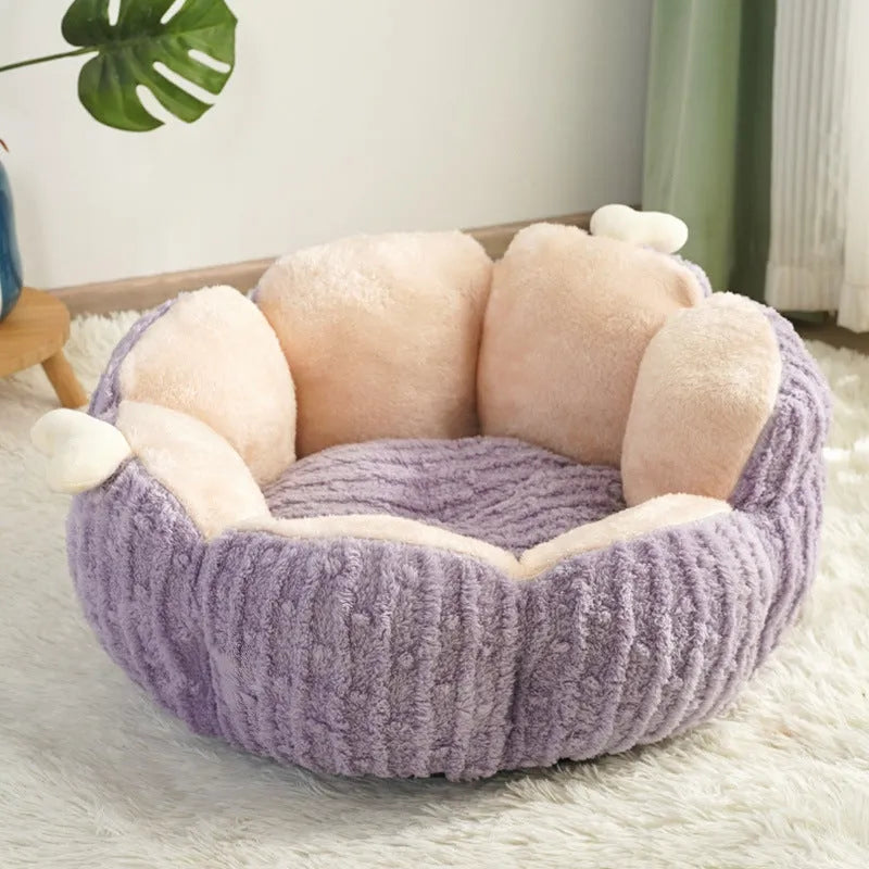 Cactus-themed soft cat litter kennel enclosure in green colour showing large size dimensions