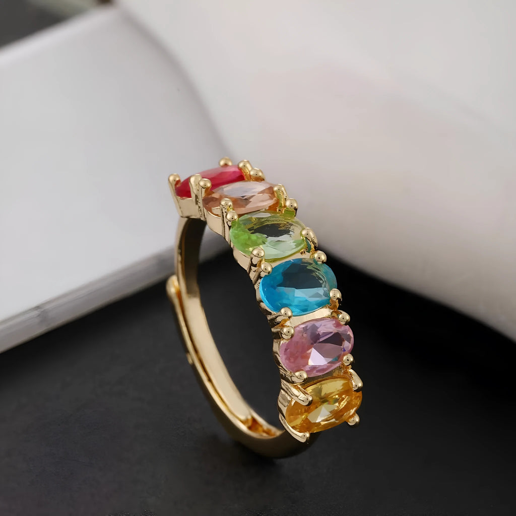 Women's adjustable gold-coloured ring with zircon stones in retro design