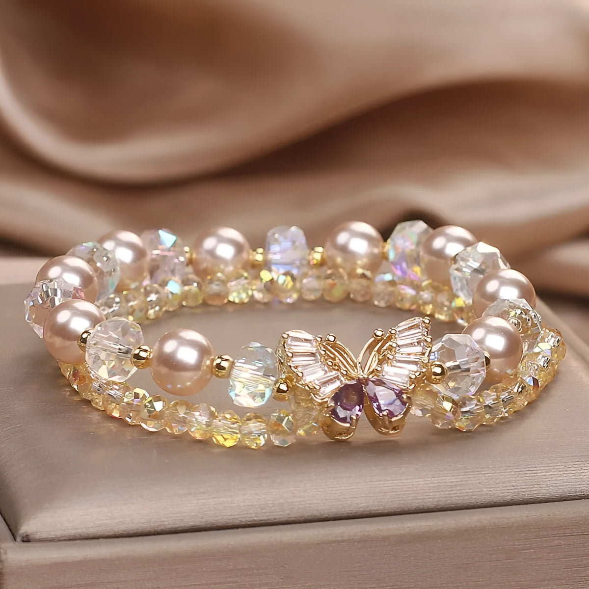 Light yellow artificial crystal butterfly bracelet for women, original design travel gift