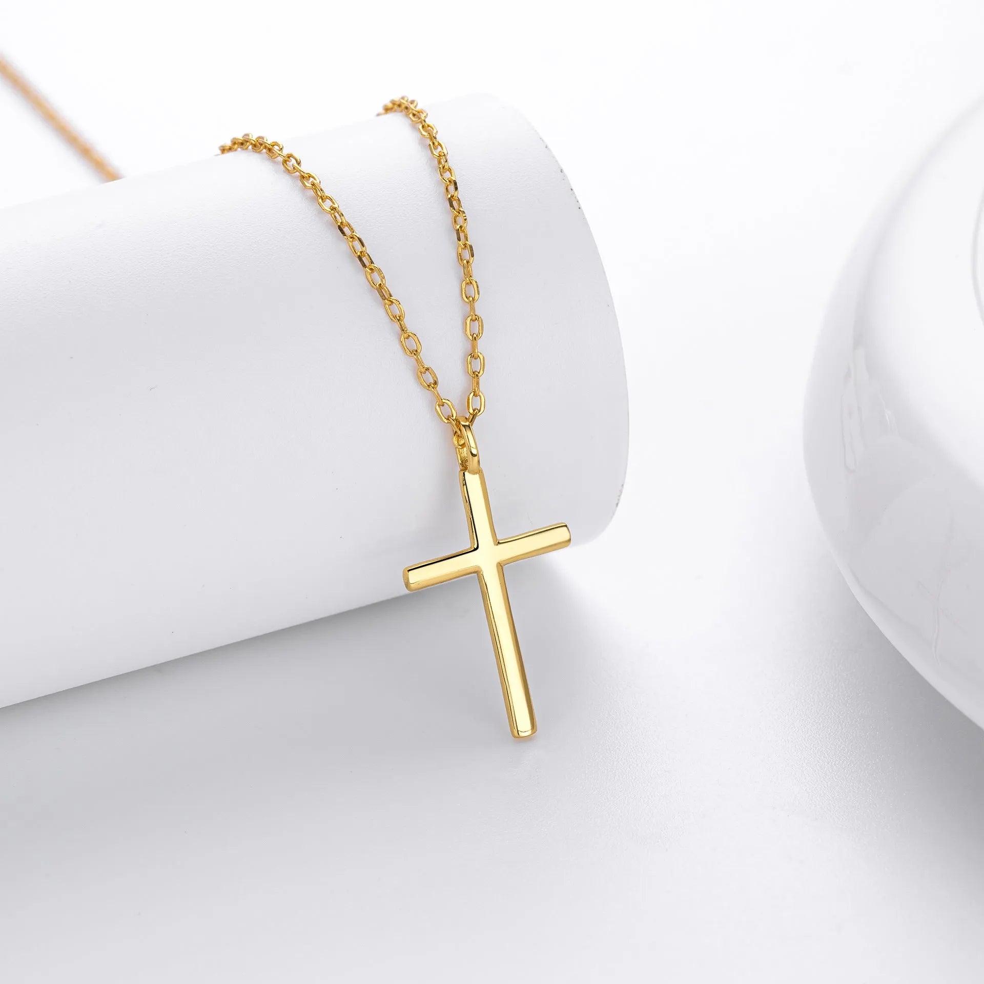 S925 sterling silver necklace with simple cross pendant on O-shaped chain in gold plating