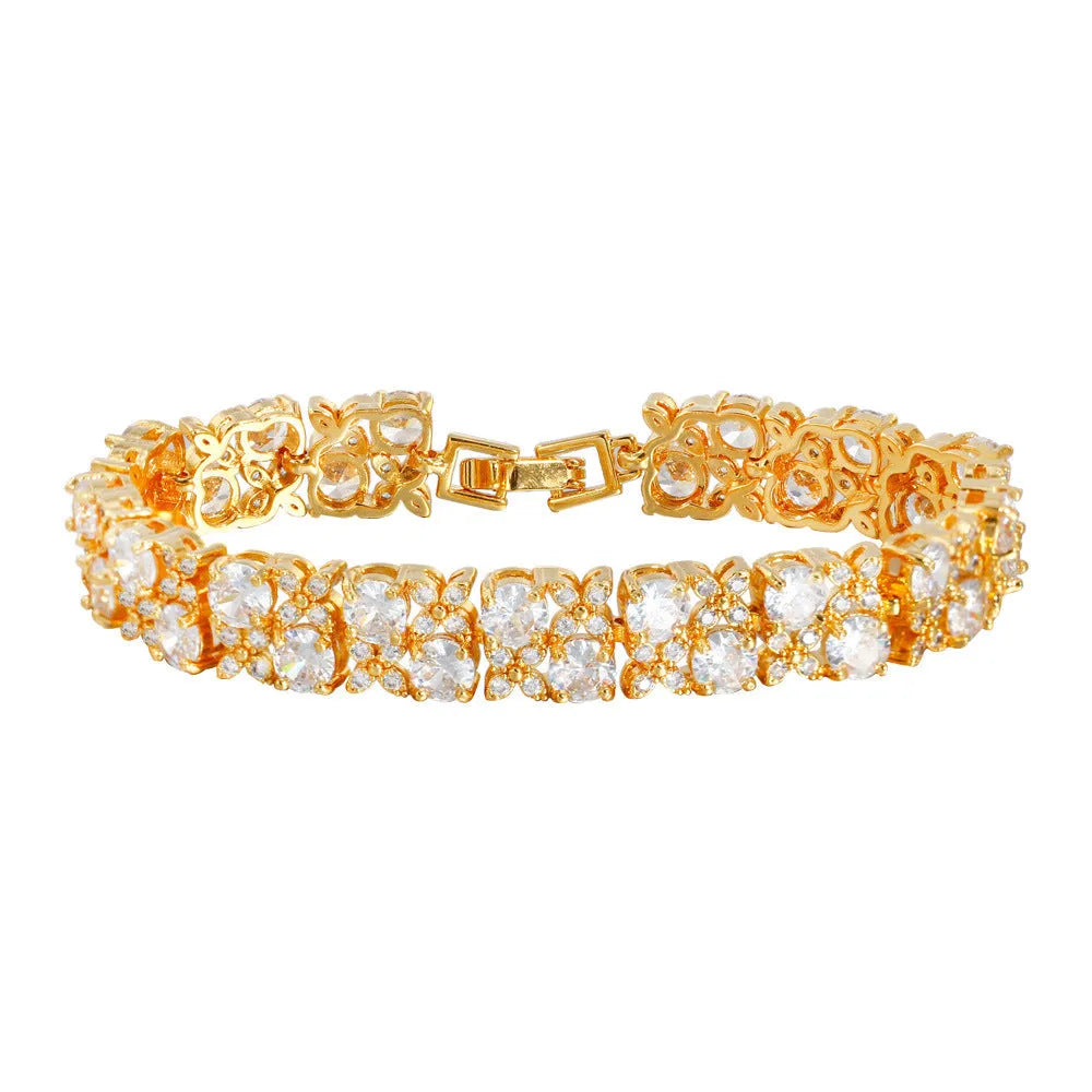 Electroplated 18K gold women's bracelet with zircon stones, crown and heart motifs, on brass chain
