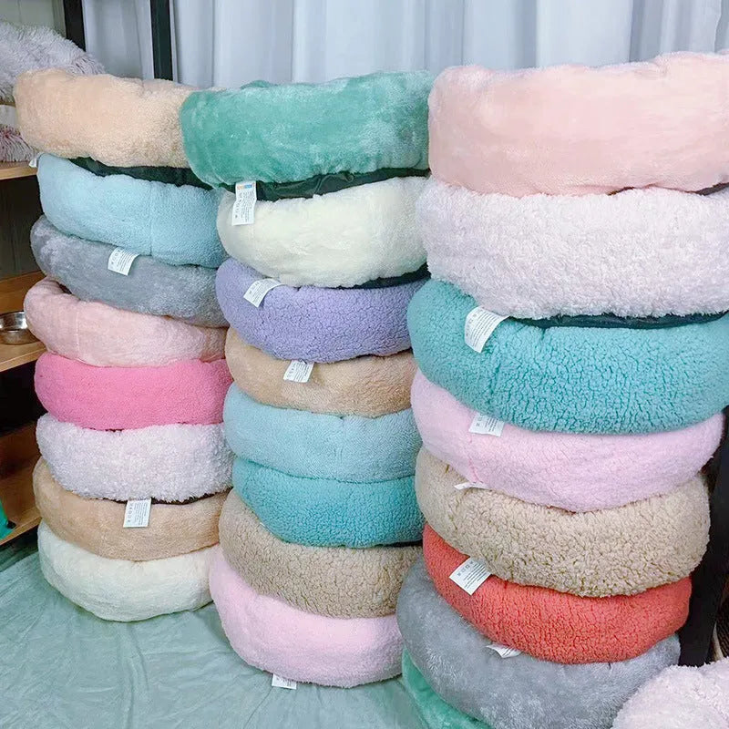 Round cloth dog mat in S 35cm, M 45cm, or L 58cm, random colour, one pet pad per order
