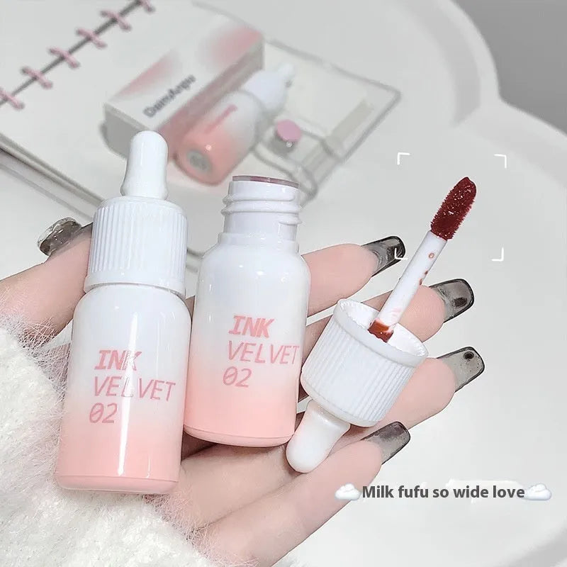 Mirror Lip Lacquer tube in 3.5g size showing glossy finish