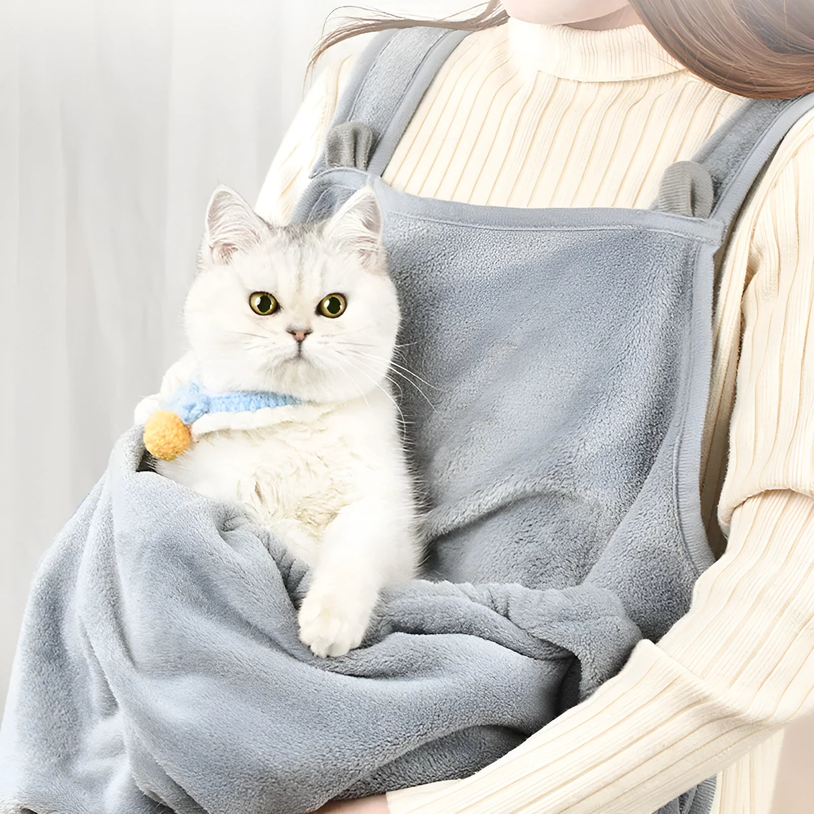 Grey Arctic velvet pet apron with non-stick anti-grab design for cats and small dogs 1-7kg