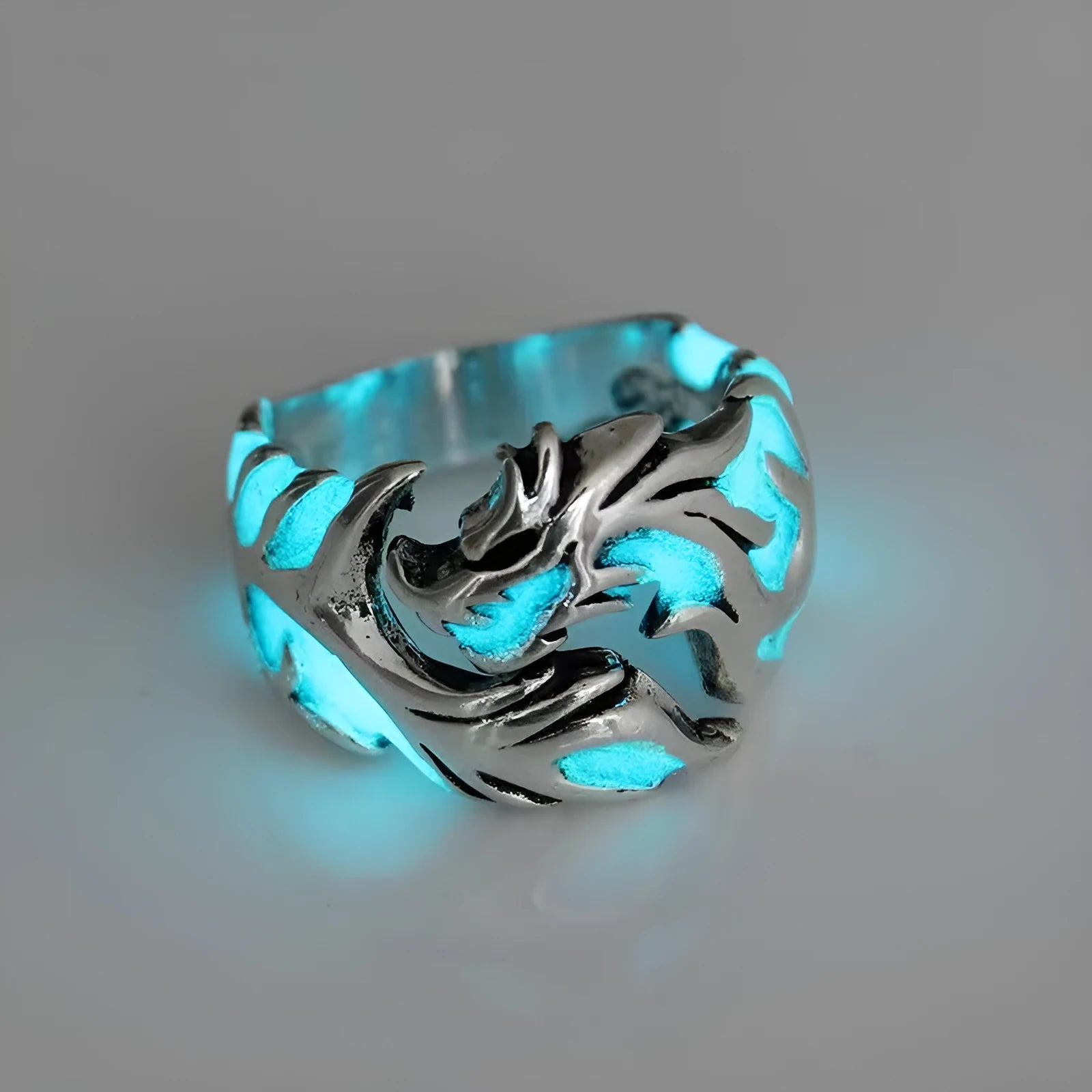 Adjustable Chinese dragon ring in antique silver blue and green colour with luminous pattern
