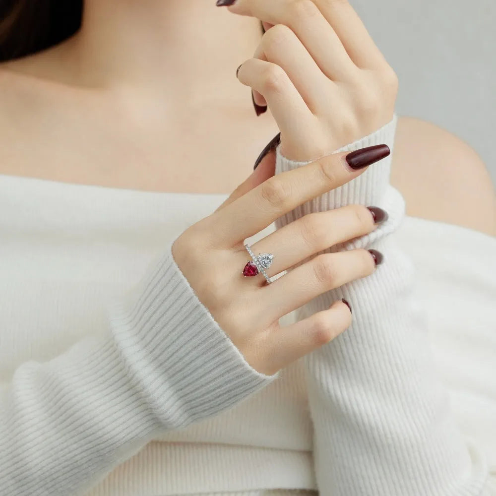 Sterling silver ring for women with two-colour zircon inlay and geometric triangle design