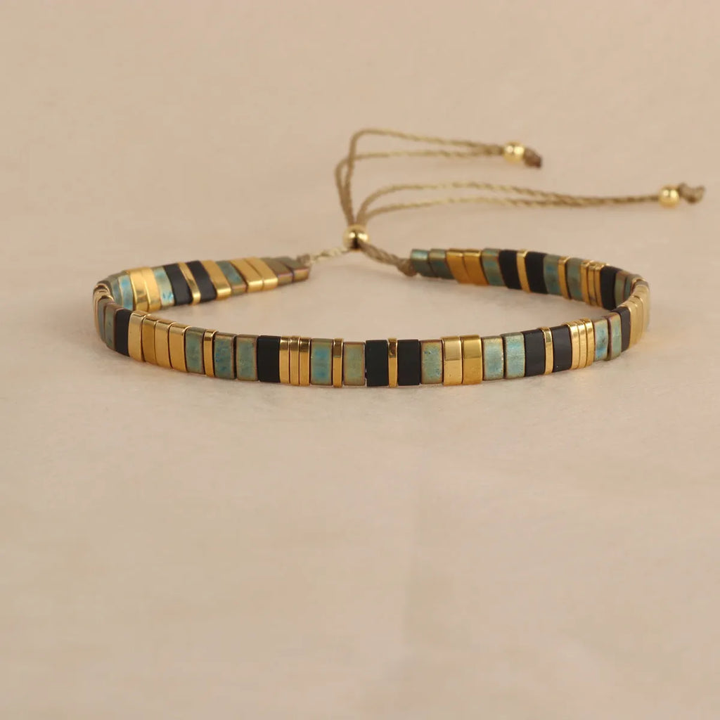 European American style pull bead bracelet with geometric designs in five colour options