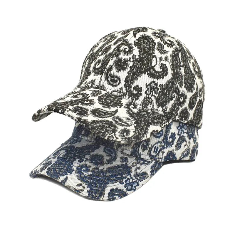 Polyester baseball cap with paisley print in black, blue, or wine red, size M for 56-58cm head.