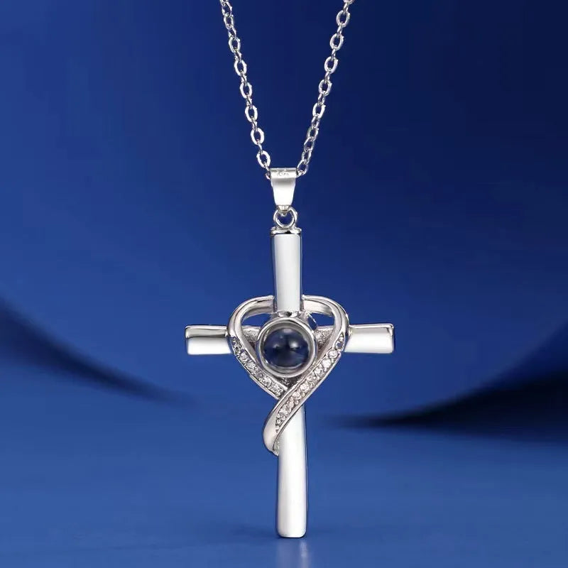 Heart and cross projection necklace in UV gold, silver or rose gold plating on copper