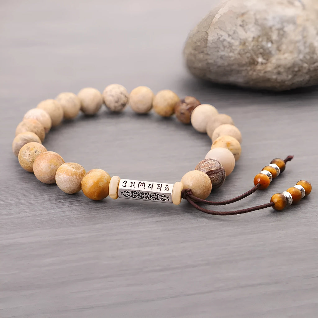 Handmade stone bead bracelet in natural wood colour with retro design
