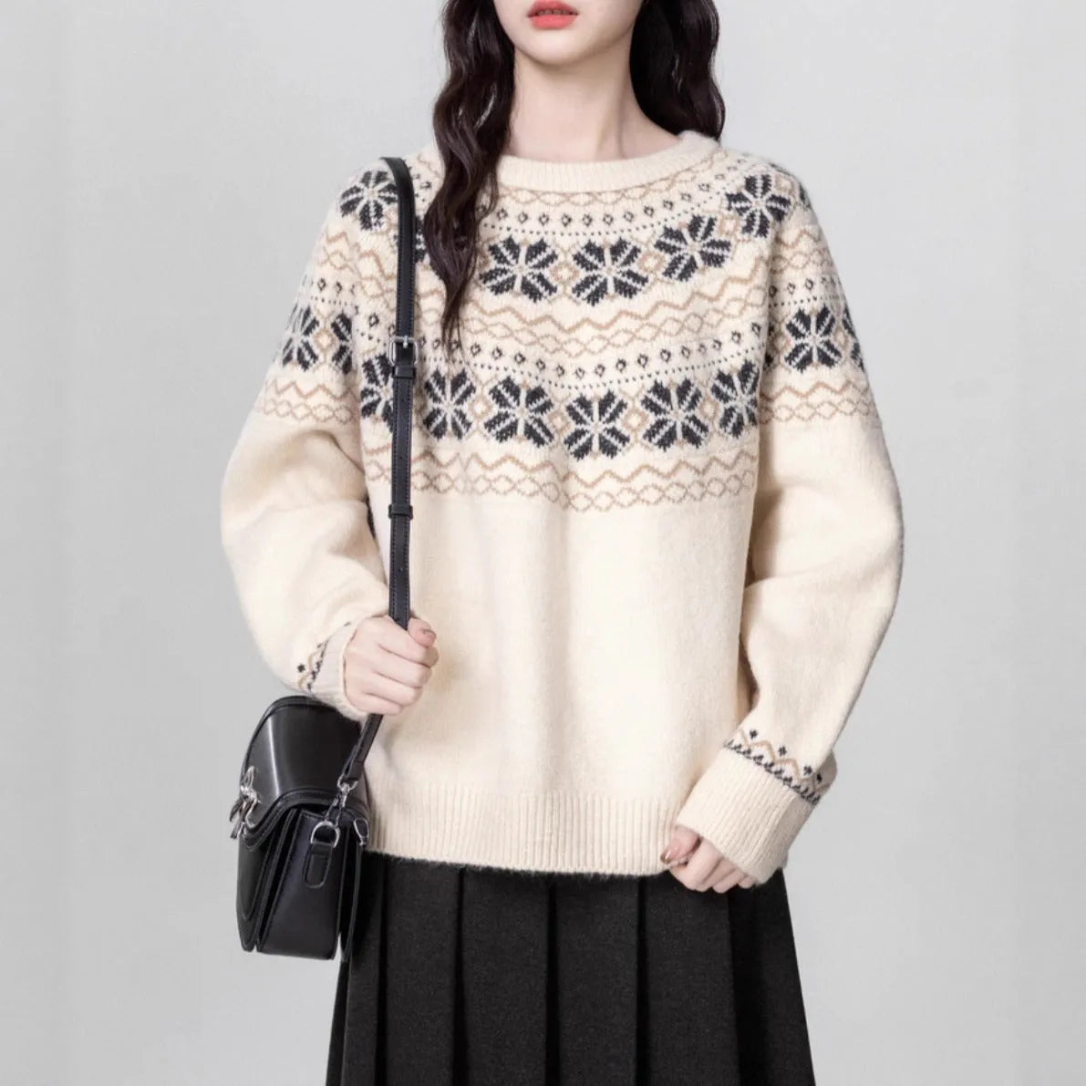 Women's Milky White vintage Fair Isle geometric pattern knit pullover sweater with loose fit.