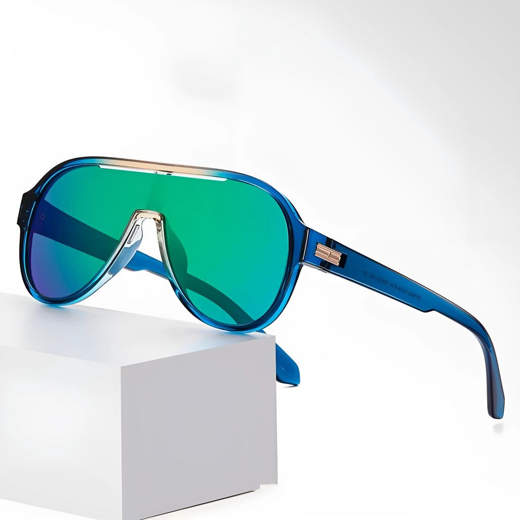 Fashion TR90 polarized sunglasses with large frame in bright black and gray colour option