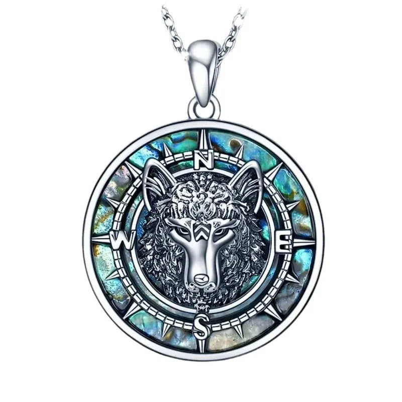 Wolf head pendant necklace with heart shape, copper lip chain, electroplated finish, XL1721 colour