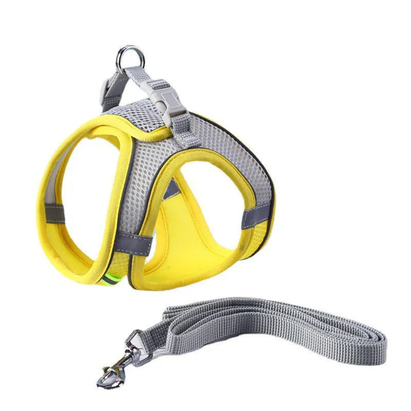 Breathable mesh reflective adjustable cat and dog chest strap harness with 1.5 m hand holding rope